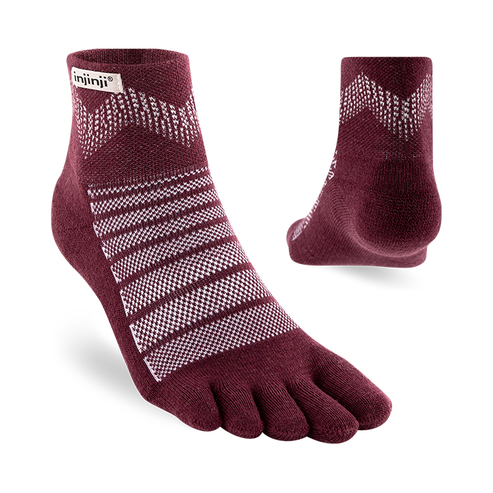 223630_garnet-injinji-outdoor-midweight-mini-crew-toe-socks-1.webp