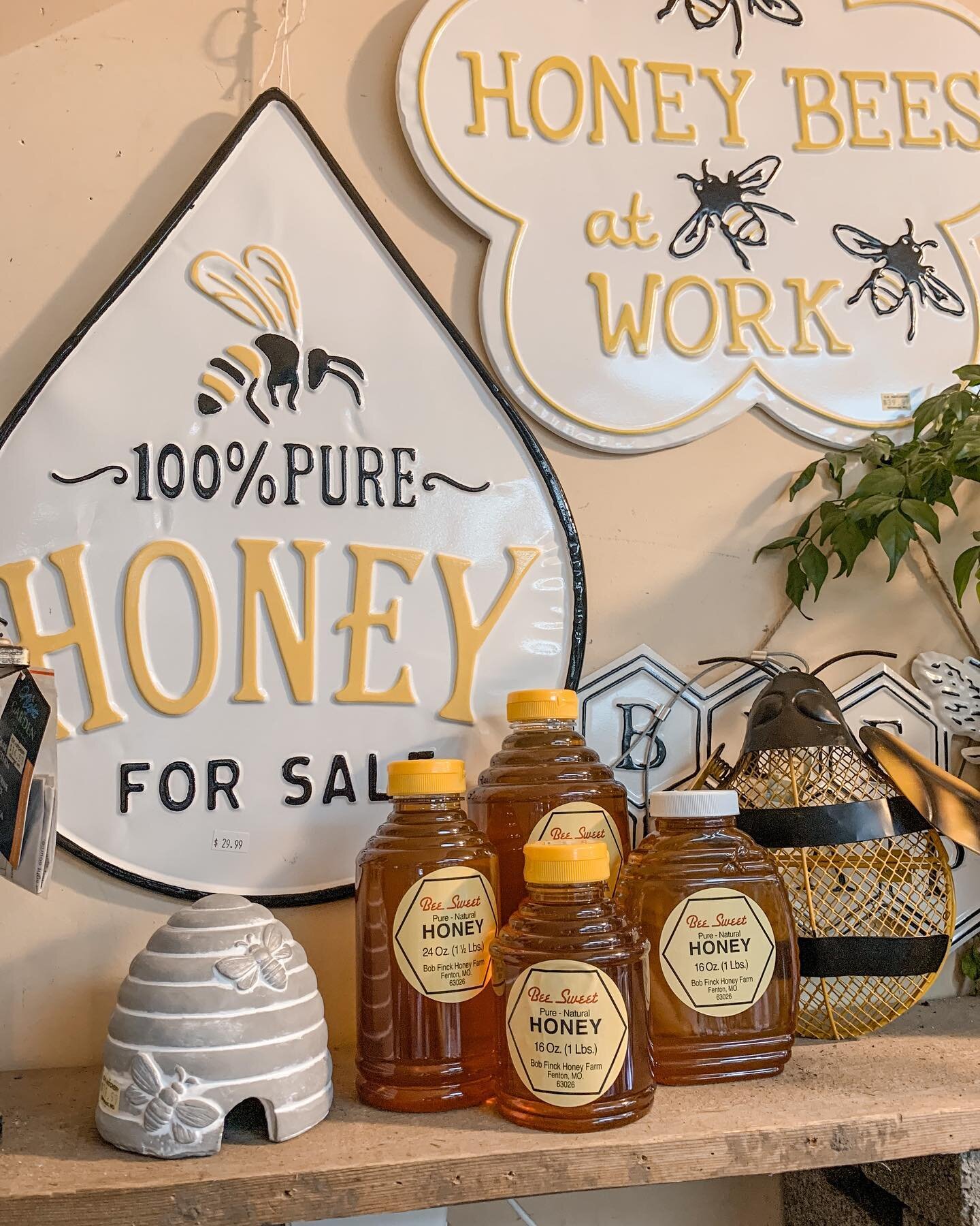 🐝🍯Did you know that local honey can help with those pesky seasonal allergies? Well now you know! Pick up some local honey from us today! Hives are located all around St. Louis county and bottled in Fenton! 🍯🐝
