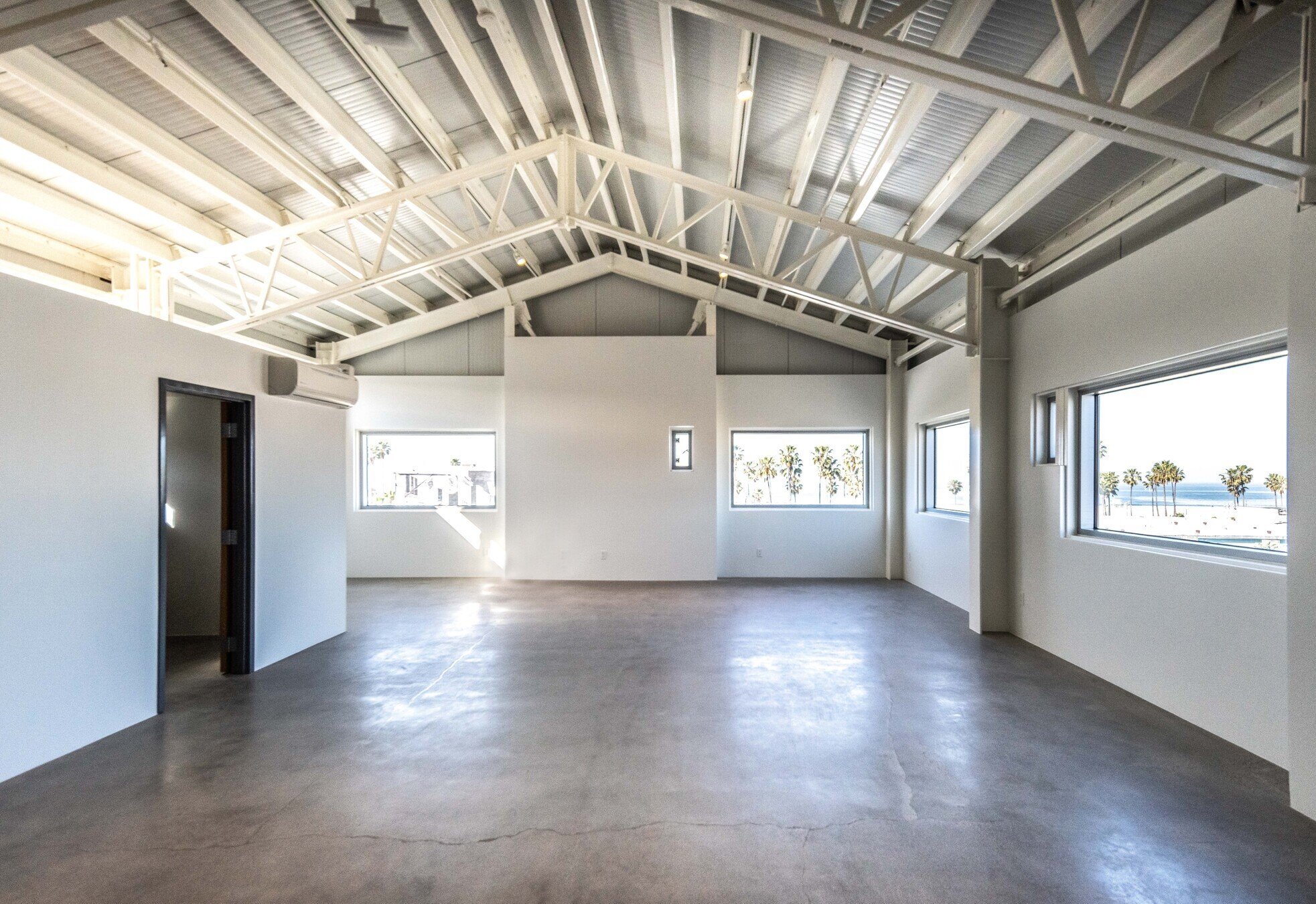 57-69-Windward-Ave-Venice-CA-Interior-3rd floor office.jpeg