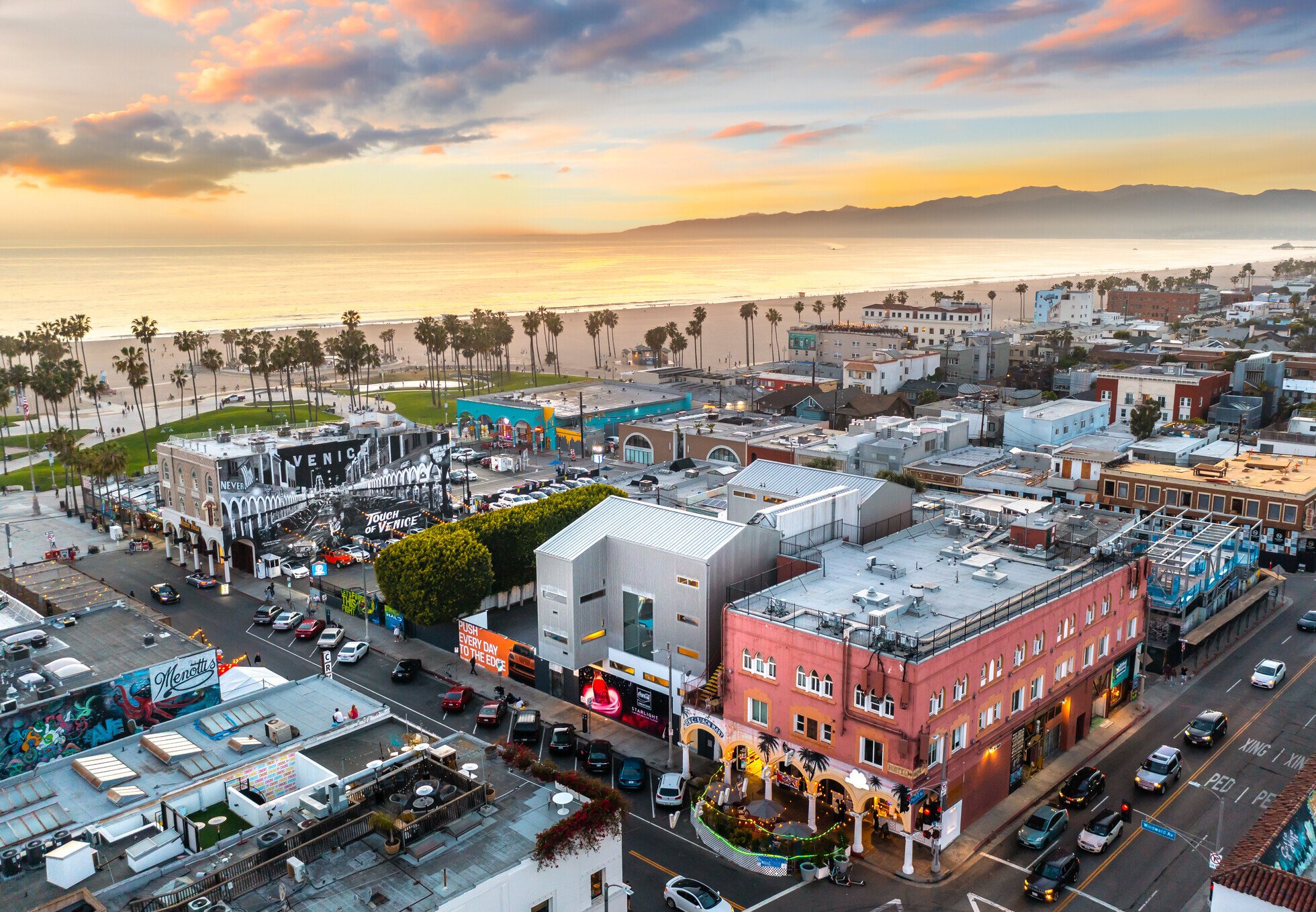 57-69-Windward-Ave-Venice-CA-Exterior-35-LargeHighDefinition.jpeg