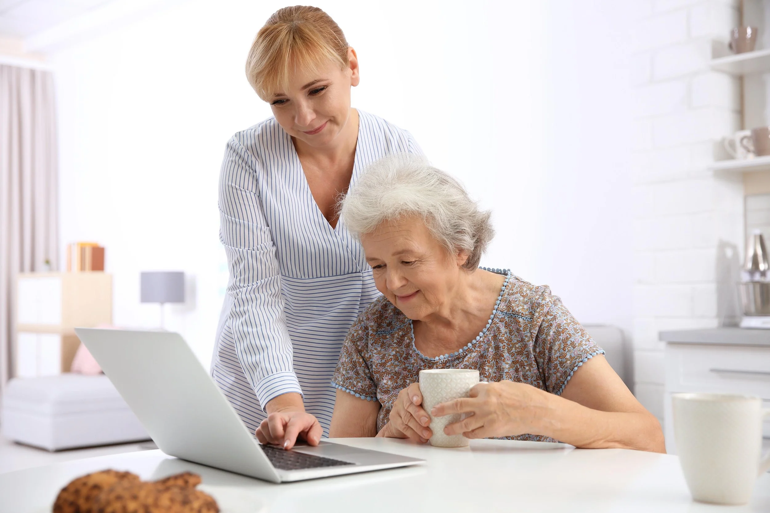 Perdu avec le numérique ? Bienveia vous accompagne au quotidien