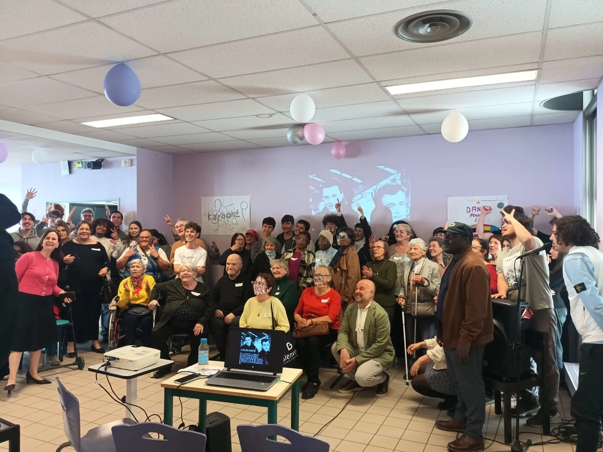 Quand les générations se rencontrent : un moment hors du temps au lycée Étienne-Jules Marey