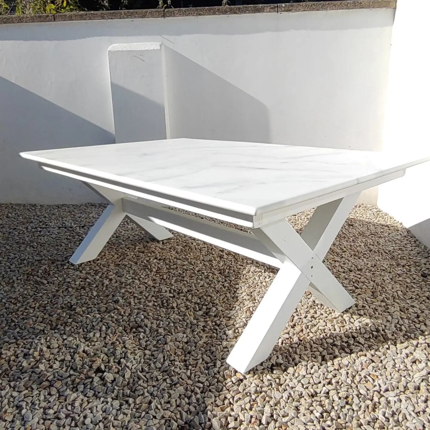 Custom built Outdoor Marble finish epoxy table

#epoxyrox