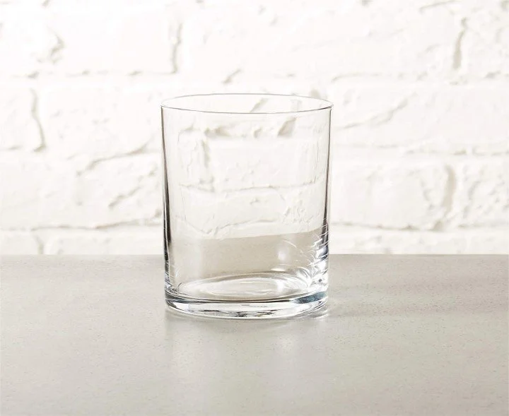 Classic Drinking Glass 
Quantity: 60 
50¢ each