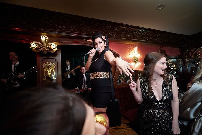 ✨ Did you know&hellip; both Amy Winehouse and lead singer of Tears Dry On Their Own, Sally Blandon share a love for children?

Amy&rsquo;s legacy lives on not only through her music but also through her foundation&rsquo;s support of music therapy&mda