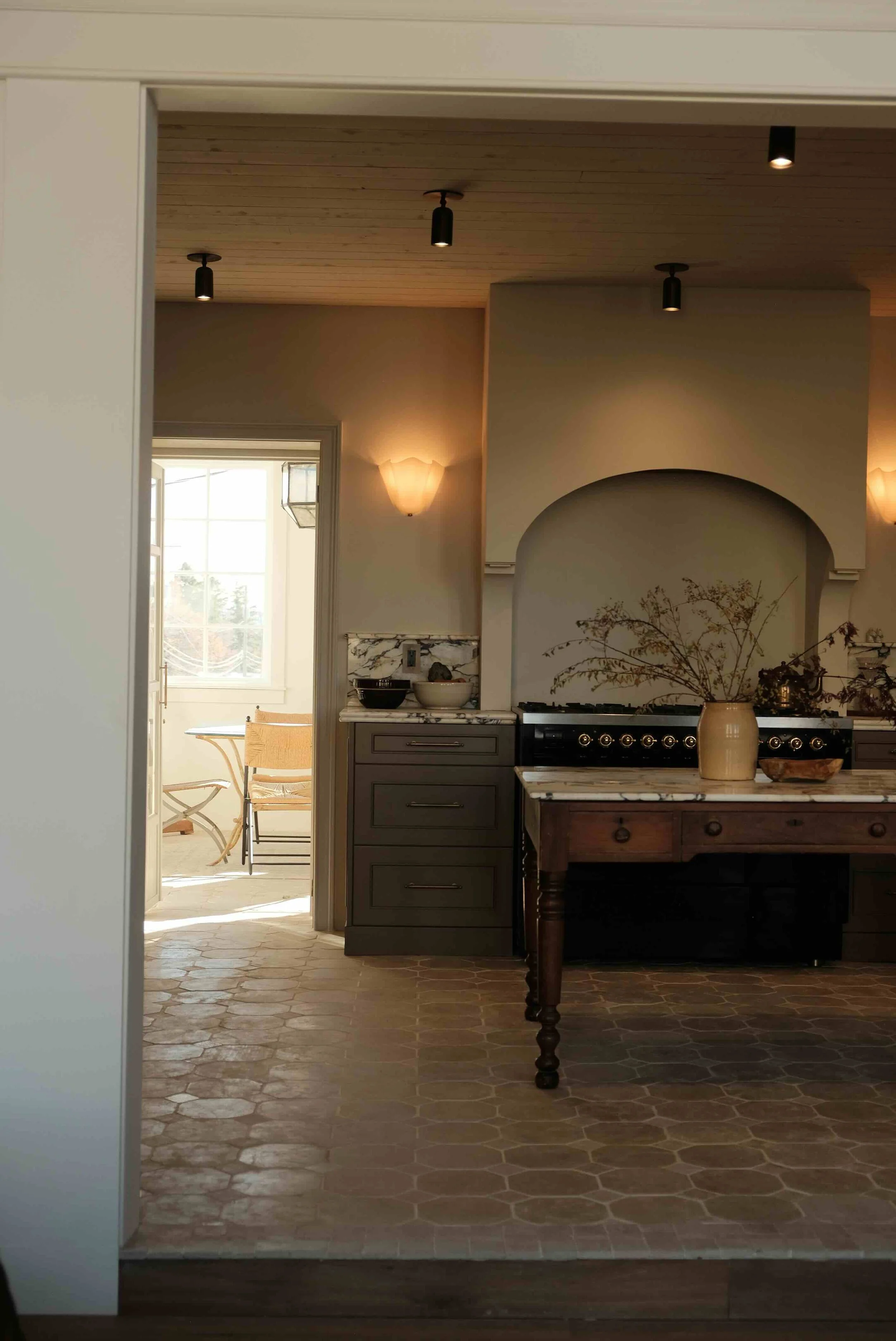 green-couch-design-1894-brewery-montana-renovation-kalispell-138.jpeg