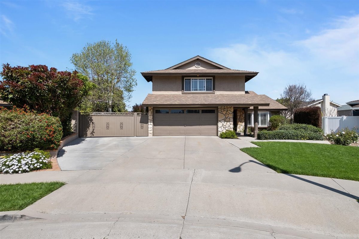 01-1513 Glenn Cir.jpg