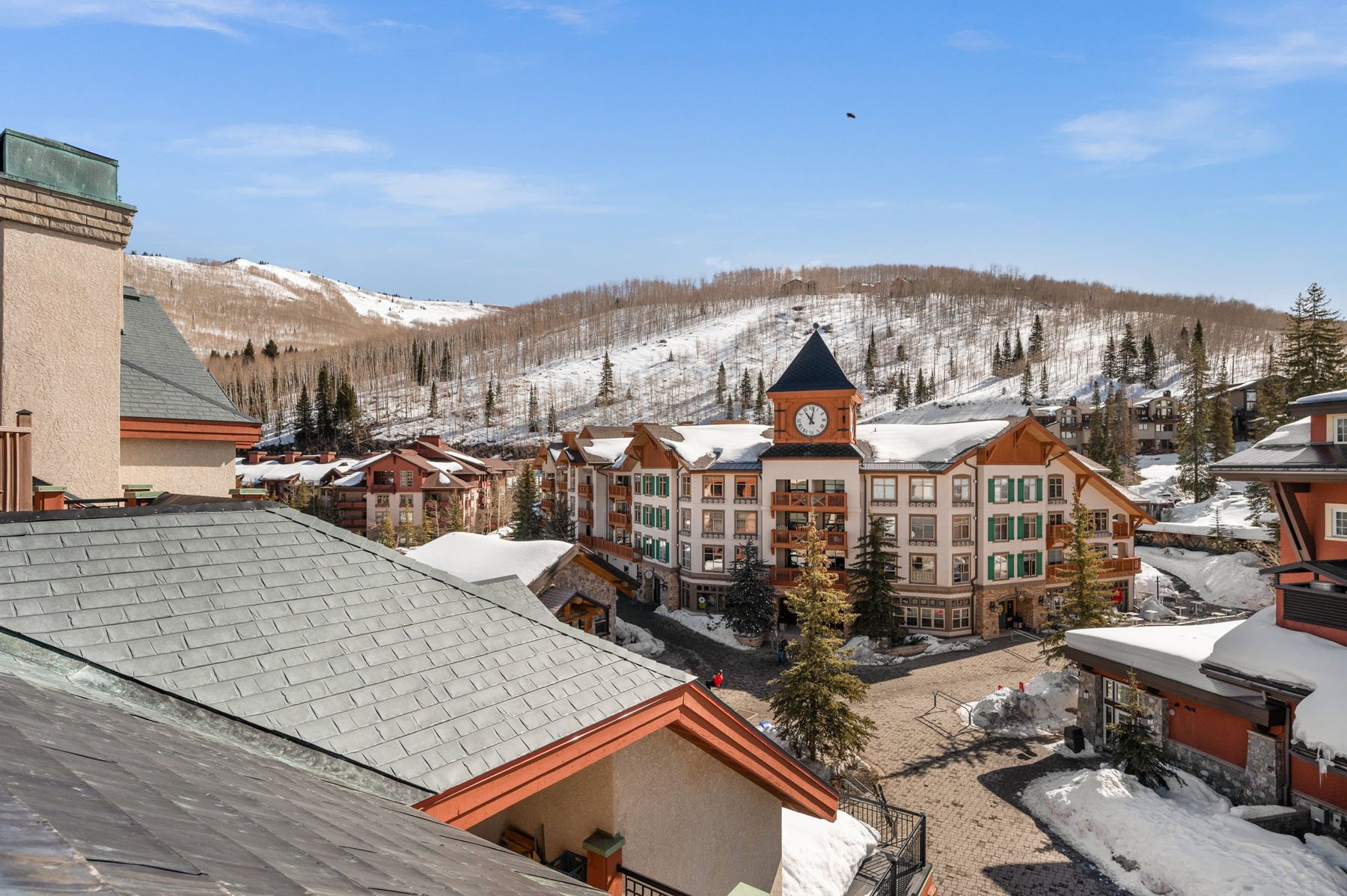 Latitude_Luxury Condo at Solitude Mountain Brighton Utah36.jpg