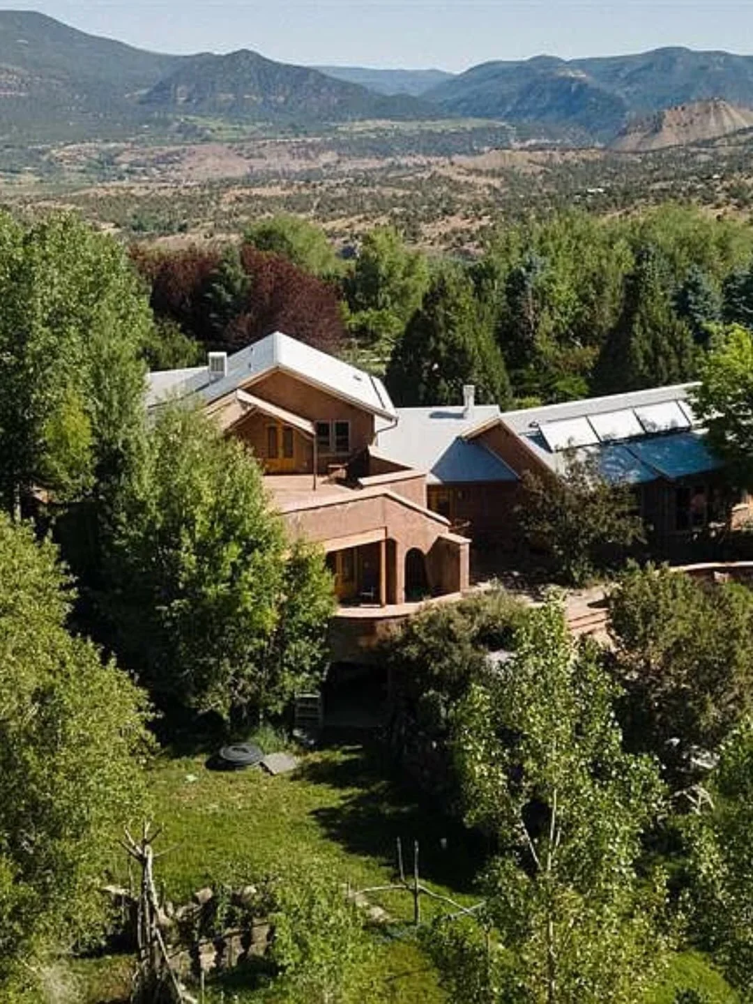 #ForSale: Rancho del Gallo 🌀Paonia, Colorado

This week, a timeless sanctuary came to our awareness.

Intentionally designed with the support of Enzo Nastati&mdash;if you know, you know&mdash;this 10.5-acre homestead reflects years of biodynamic ste