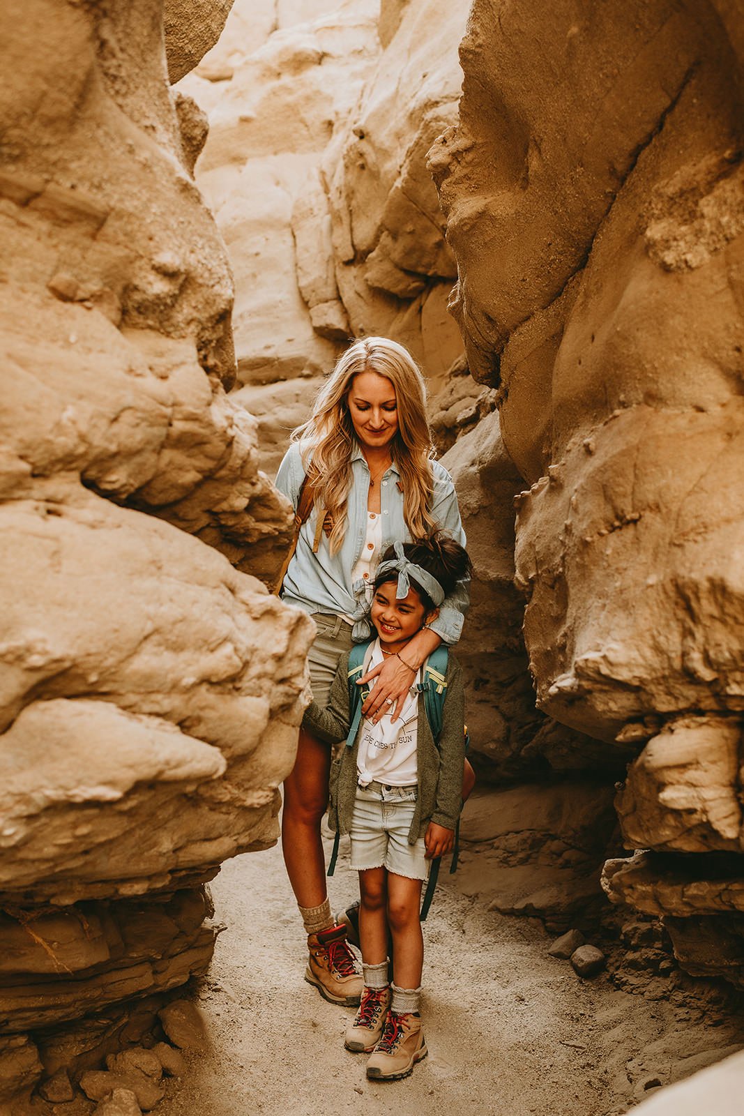 Slot-Canyon-Mommy-and-Me-Adventure-Session-SummitandSurPhotography-Adventure-Session-122.jpg