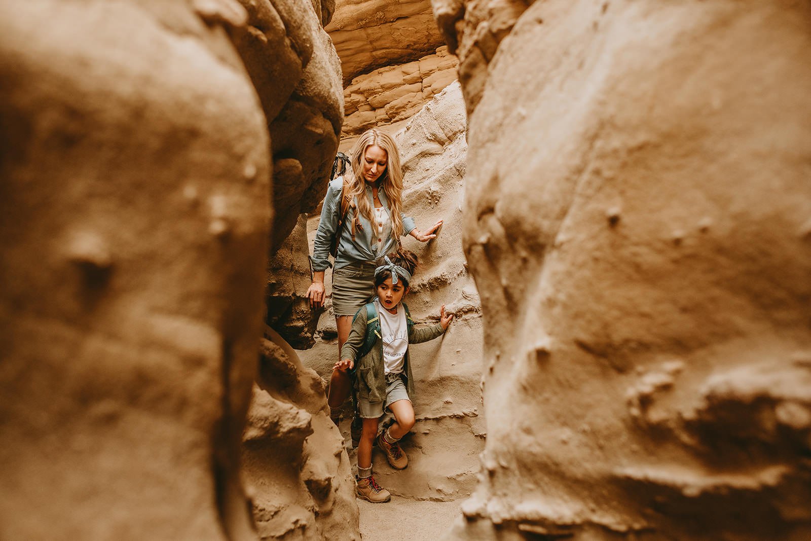Slot-Canyon-Mommy-and-Me-Adventure-Session-SummitandSurPhotography-Adventure-Session-126.jpg