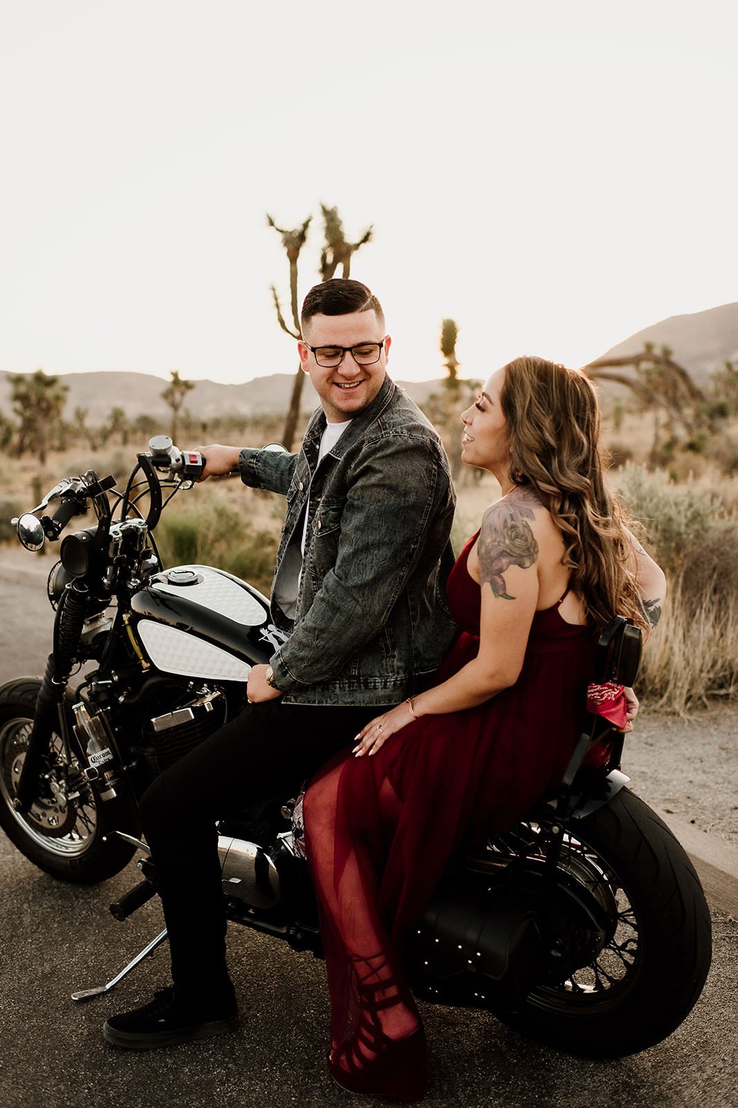 Joshua-Tree-Engagement-Session-Motorcycle-16_websize.jpg