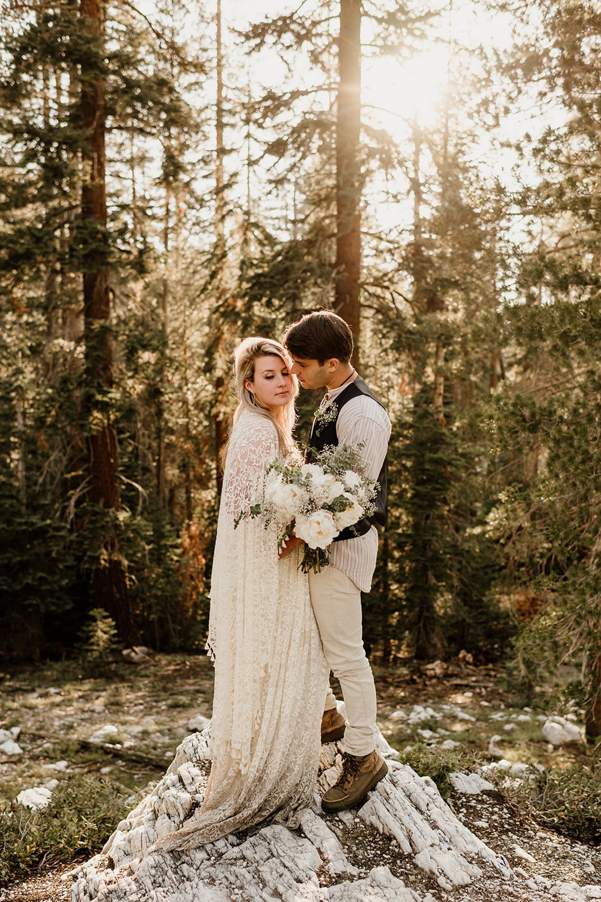 Yosemite-Adventure-Elopement-Photographer-SummitandSurPhotography-31.jpg