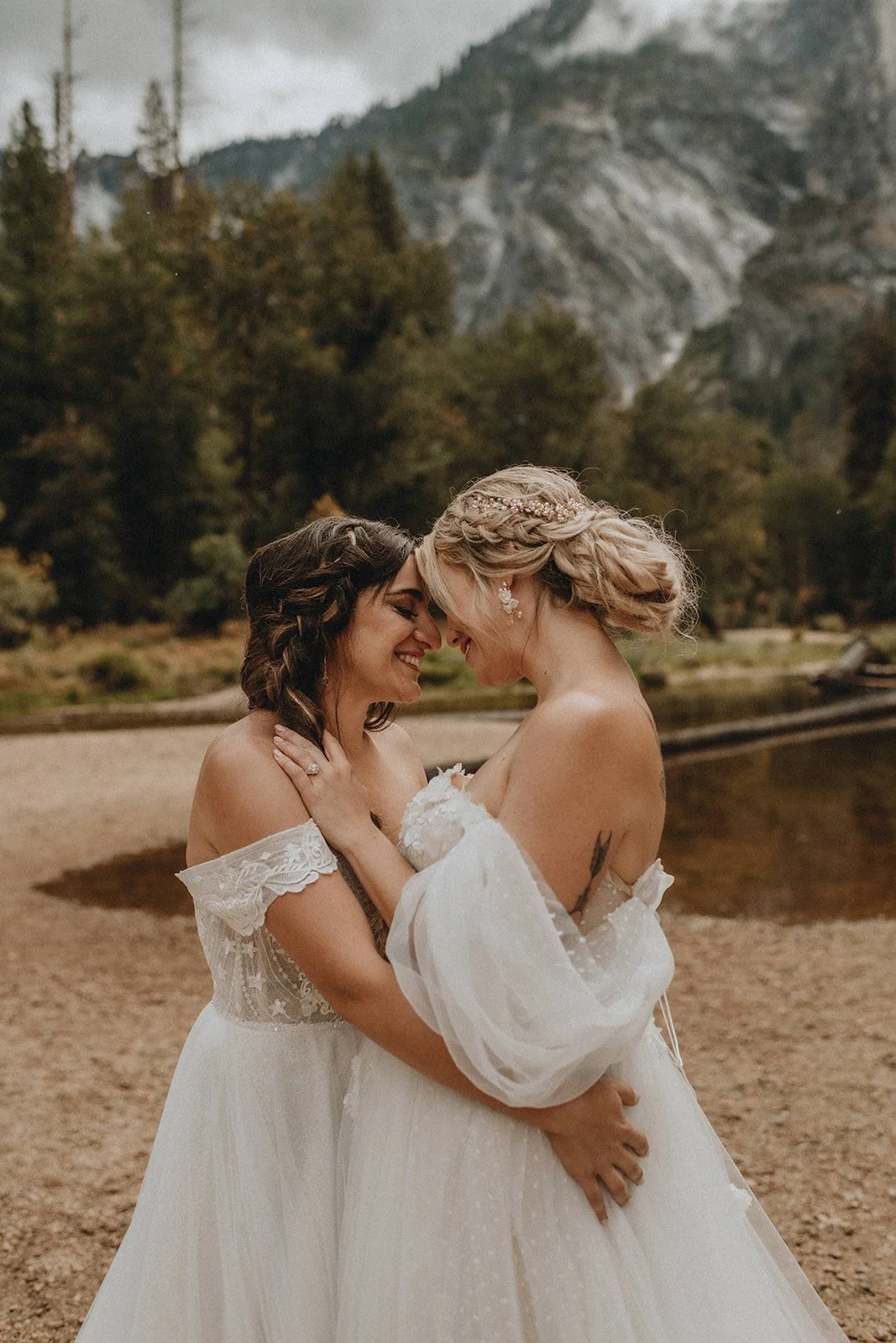 LGBTQ-Yosemite-Elopement-Photographer-SummitandSurPhotography152.jpg