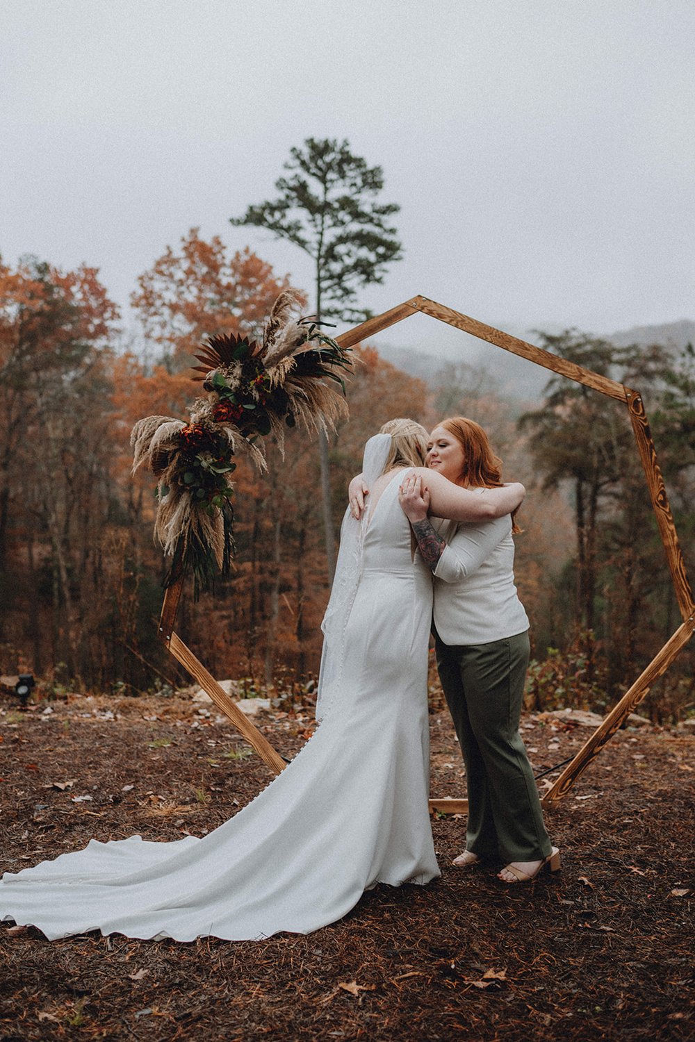 Blue-Ridge-Georgia-Elopement-SummitandSurPhotography-52.jpg