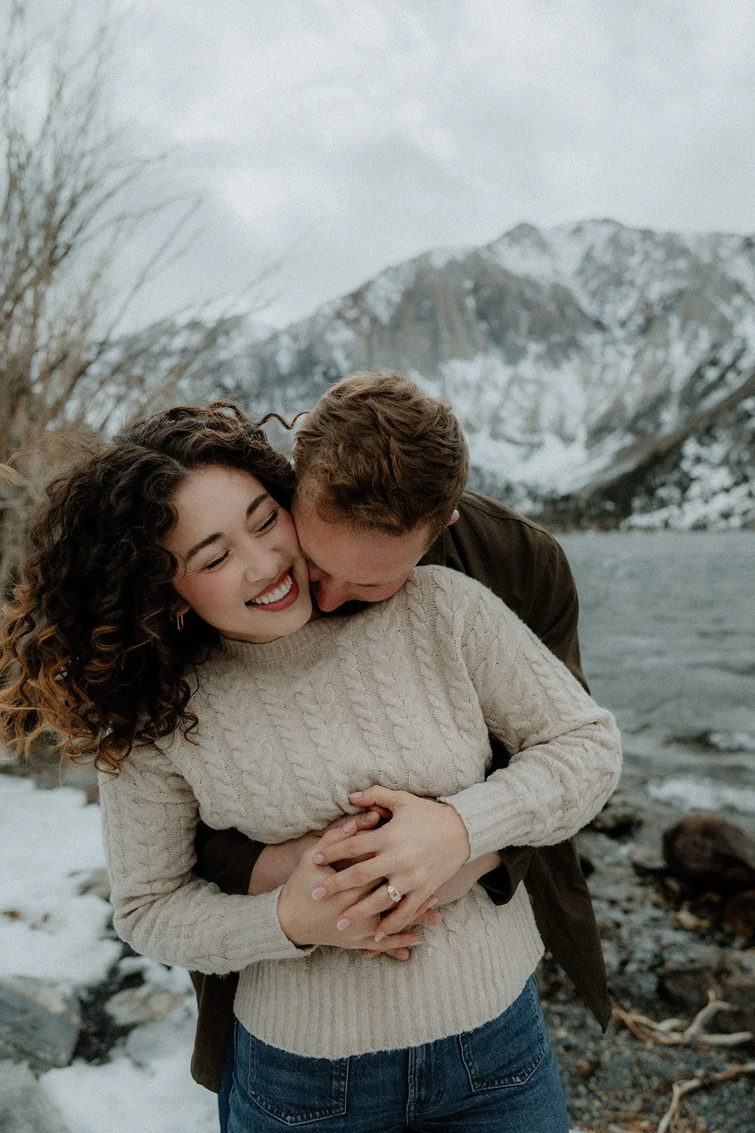 Winter-Engagement-Session-Convict-Lake-SummitandSurPhotography13.jpg