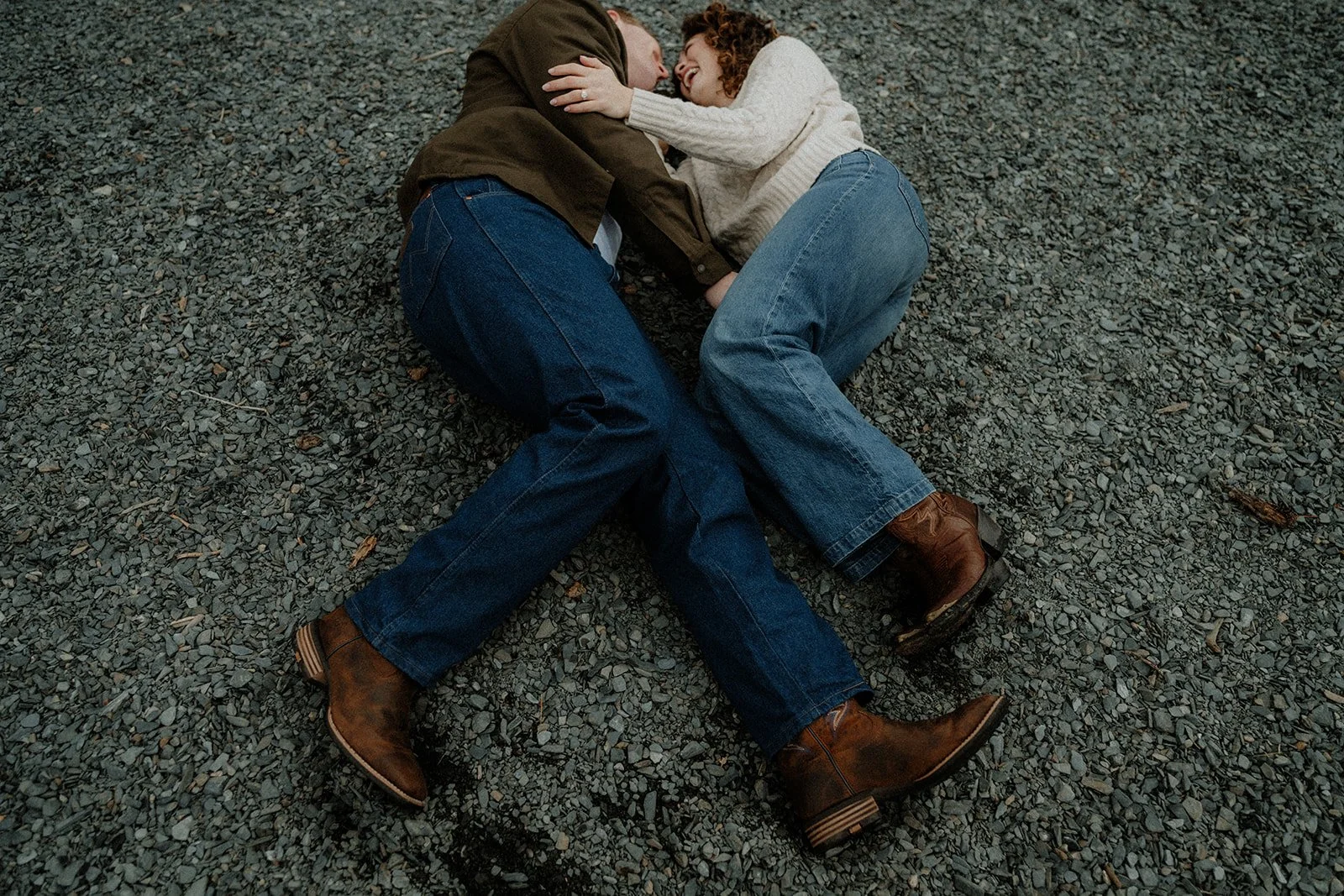 Winter-Engagement-Session-Convict-Lake-SummitandSurPhotography18.jpg