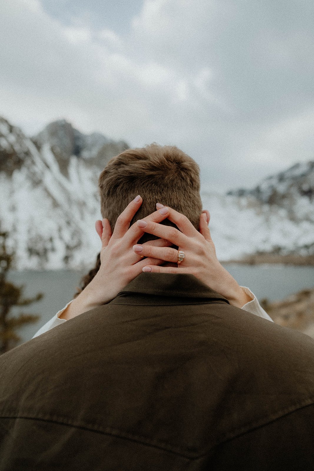 Winter-Engagement-Session-Convict-Lake-SummitandSurPhotography40.jpg
