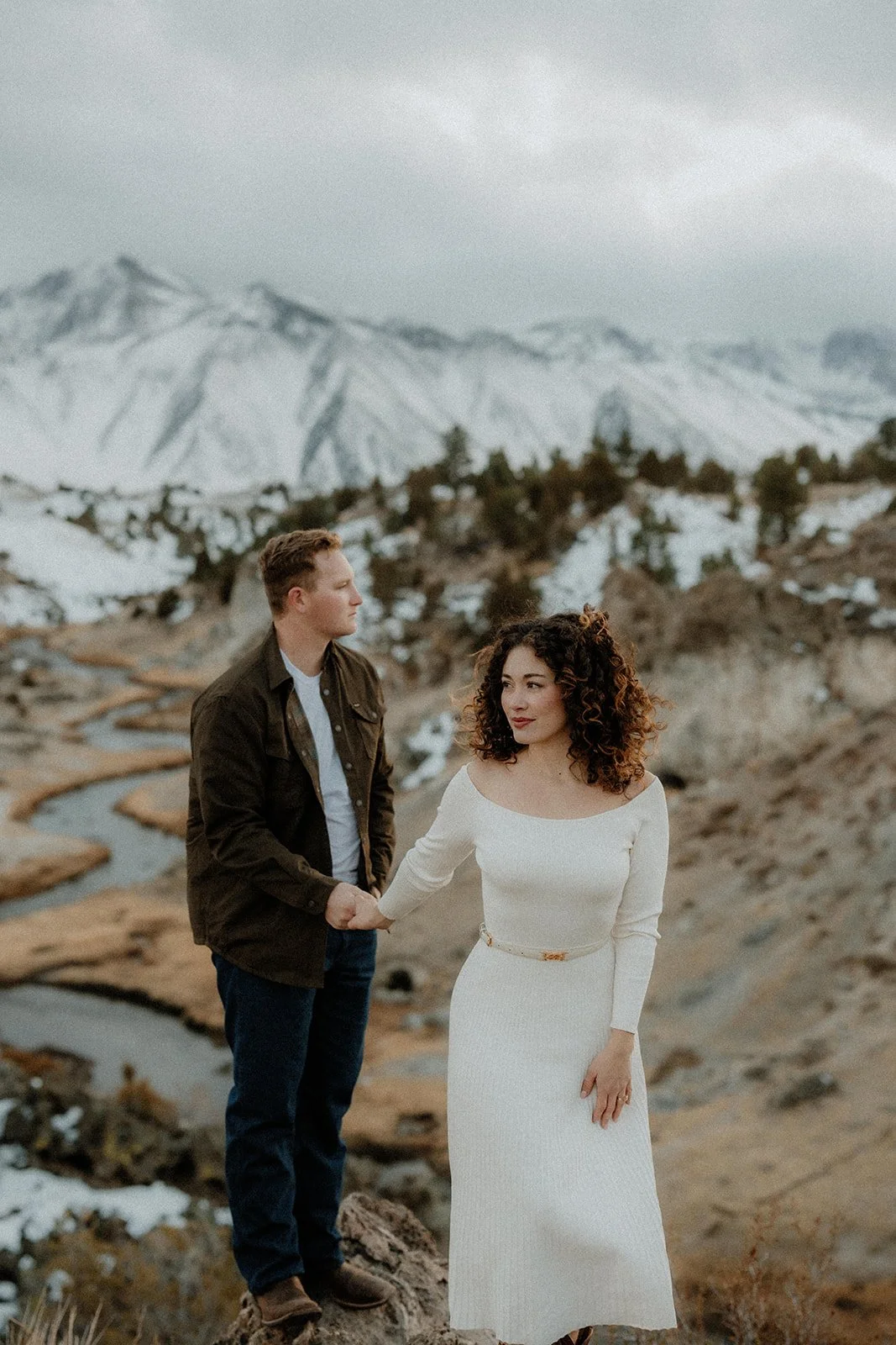 Winter-Engagement-Session-Convict-Lake-SummitandSurPhotography48.jpg