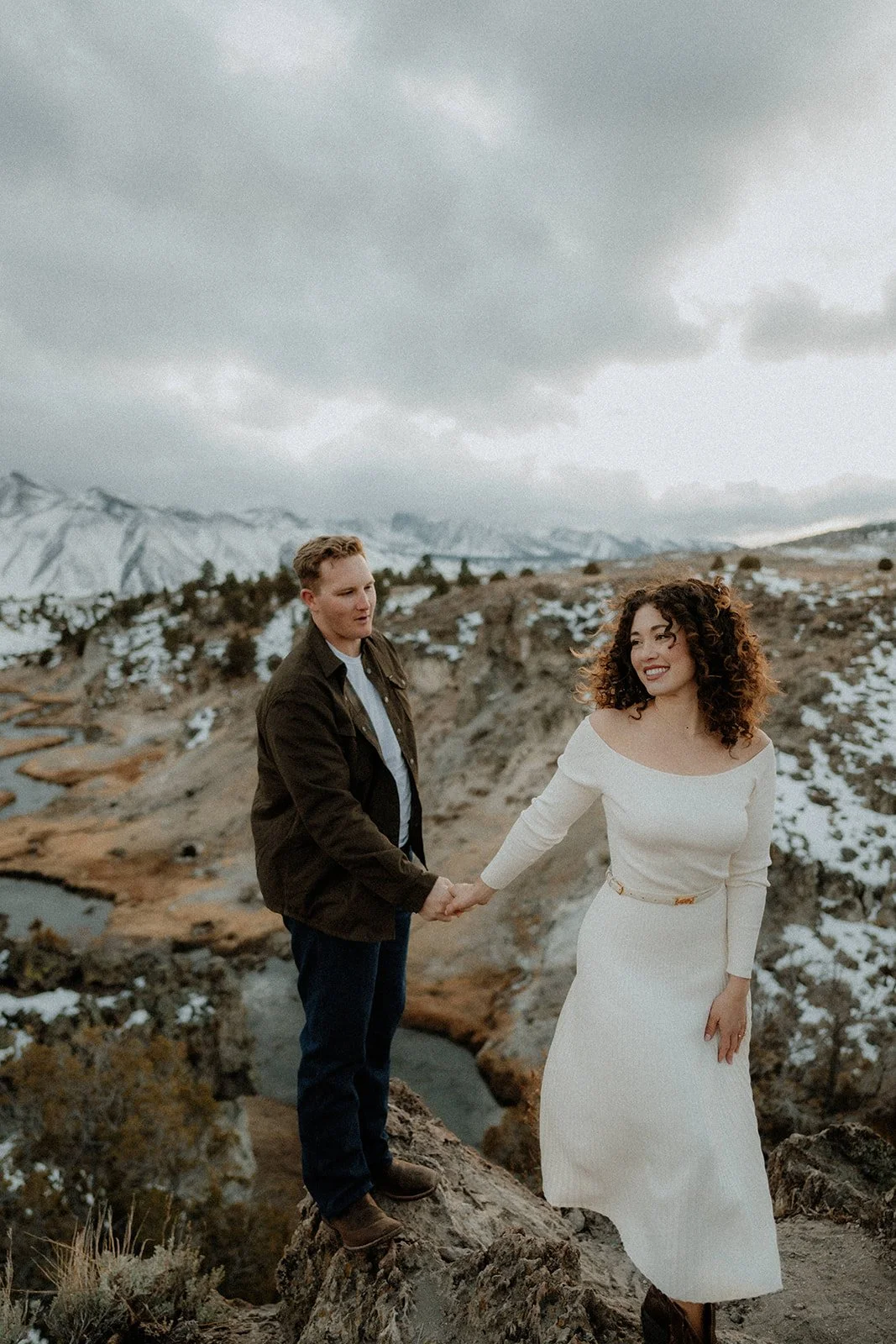 Winter-Engagement-Session-Convict-Lake-SummitandSurPhotography49.jpg
