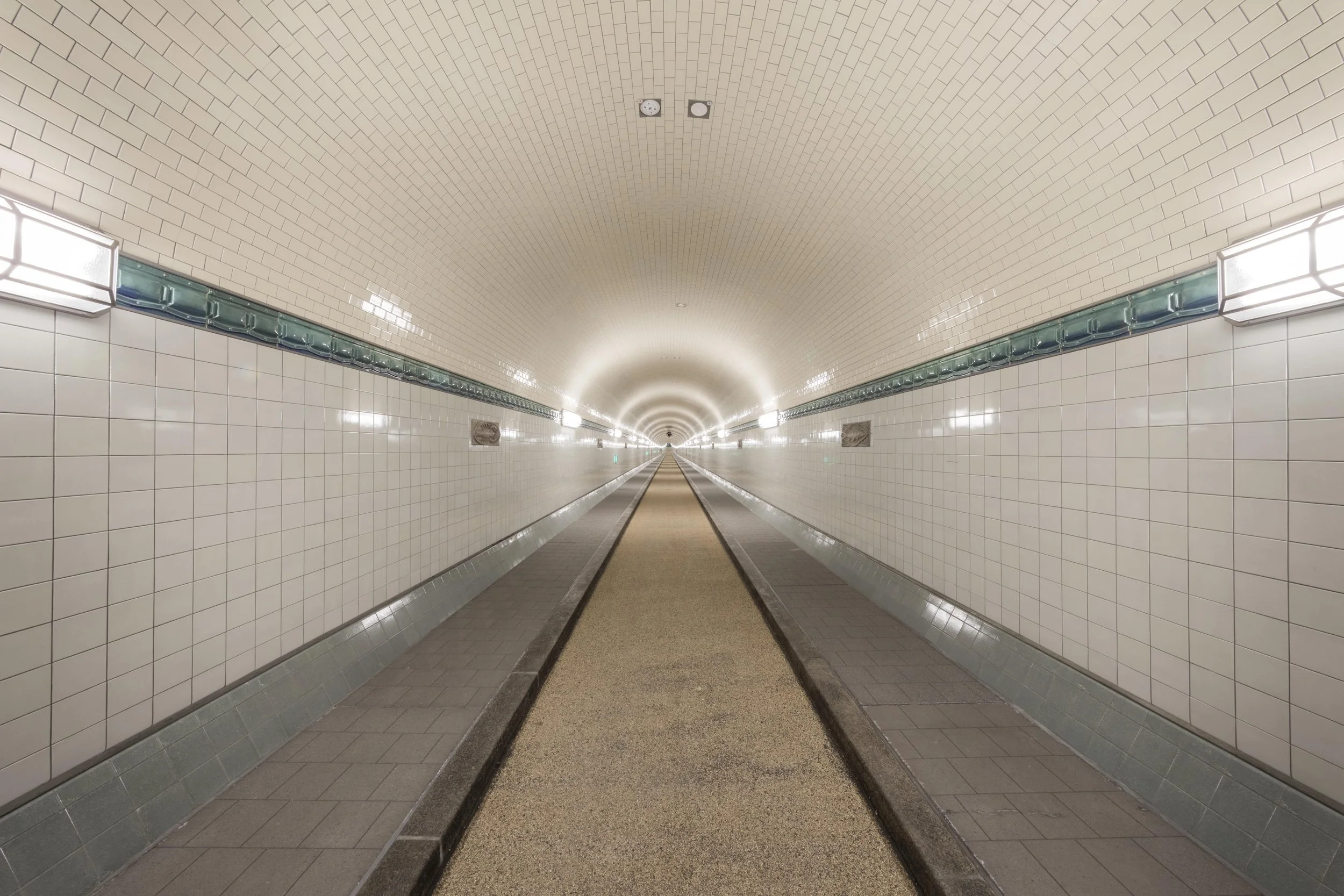 SYMPHONIE IM ST. PAULI ELBTUNNEL
