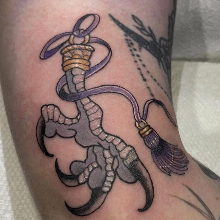 THE CLAW!
@sydney_mason_ 
#urge2 #yeg #yegtattoo #edmonton #edmontontattoo