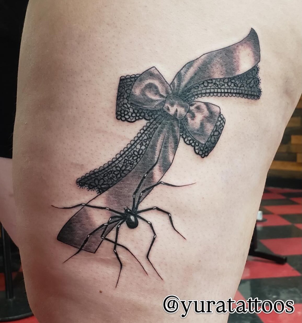 Lace and spider from @yuratattoos 
Look at those lil details 👀
To book with artists contact them directly 

#tattoos #yegtattoos #spidertattoo #blackandgreytattoo #edmontontattoo