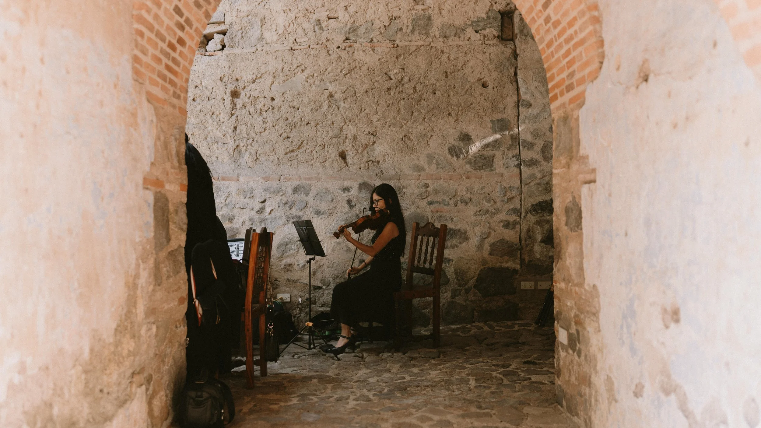 The Magic of Live Music at Your Wedding