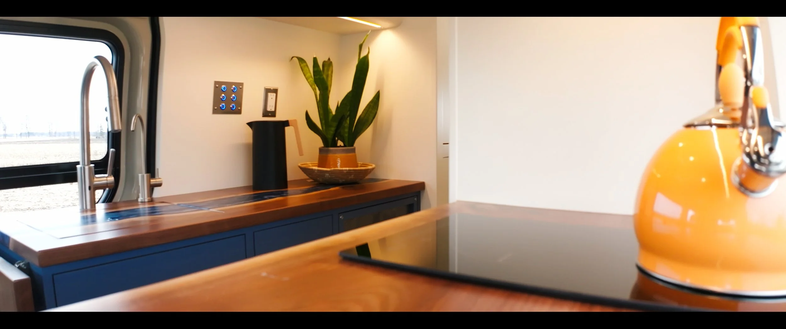 Still 2026-04-15 195028_2.48.1.jpg