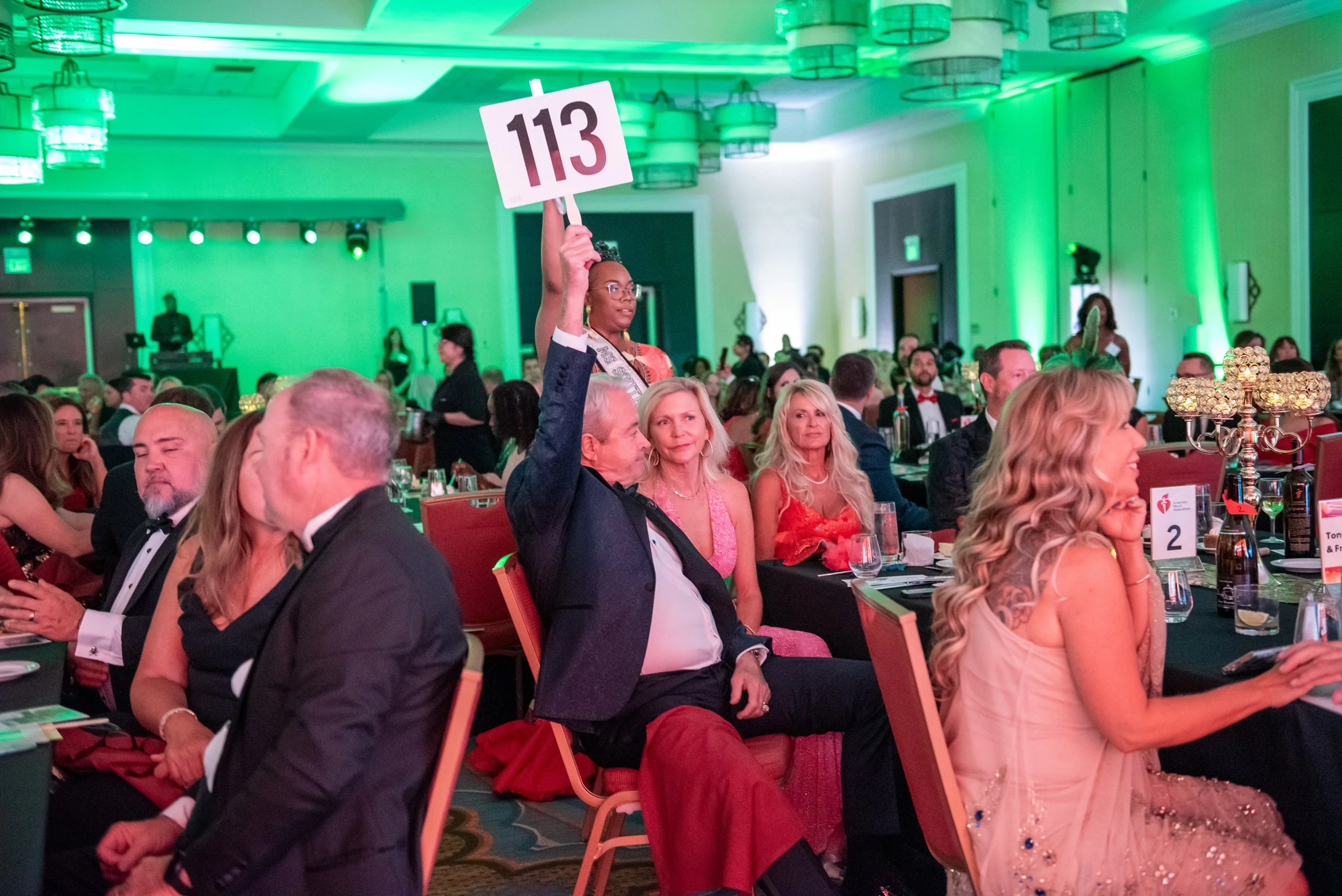 benefit-auctioneer-heart-ball-giving-4-good-15.jpg
