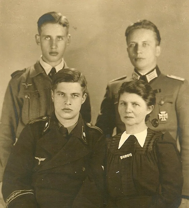 1900 (79).jpg