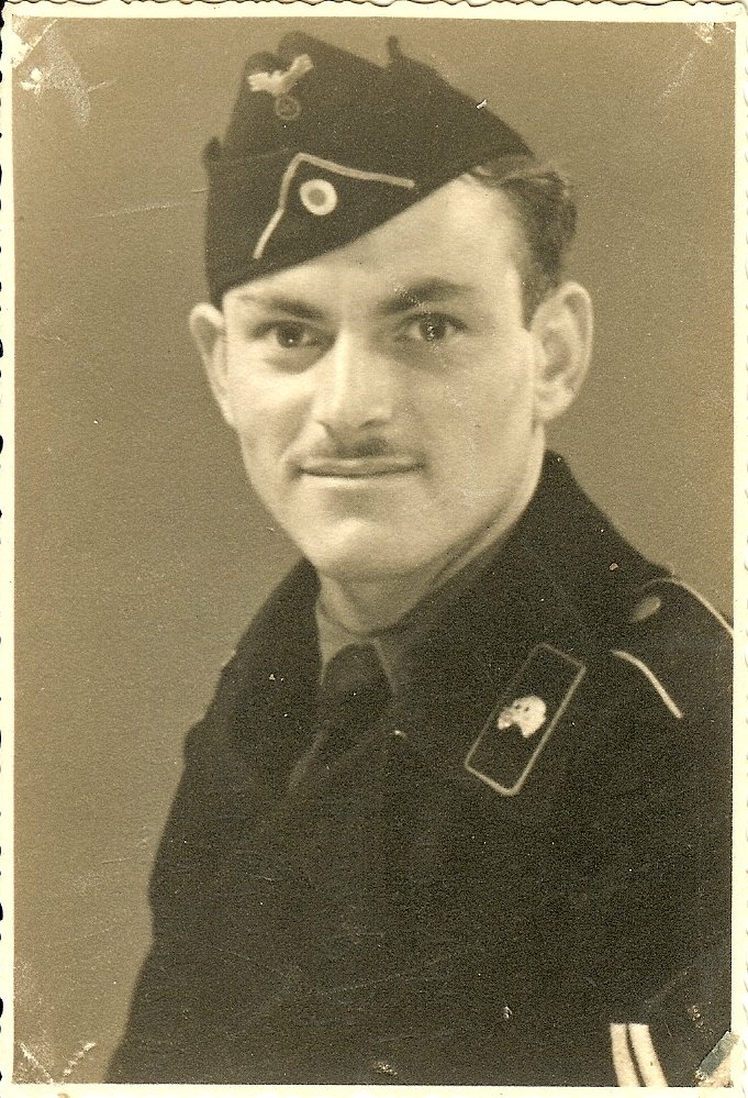 scan0015c.jpg