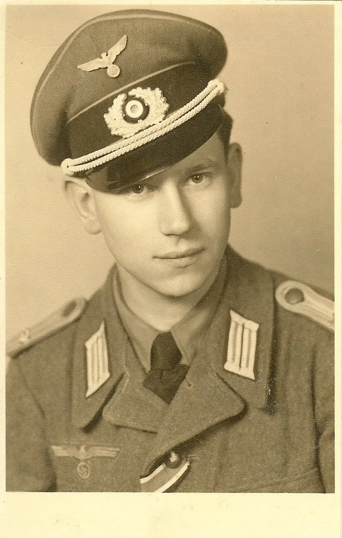scan0009a.jpg