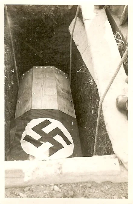 scan0027e.jpg