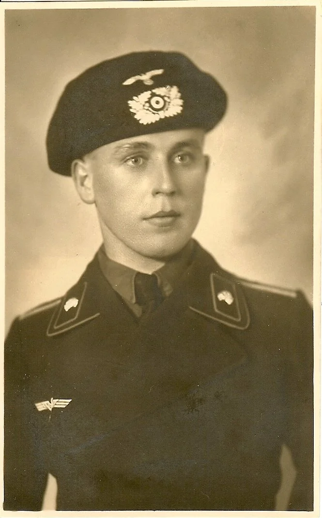scan0018a.jpg