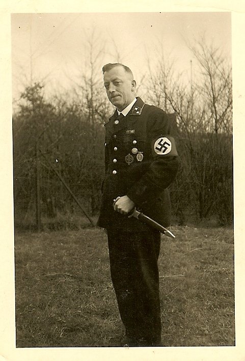 scan0004c.jpg