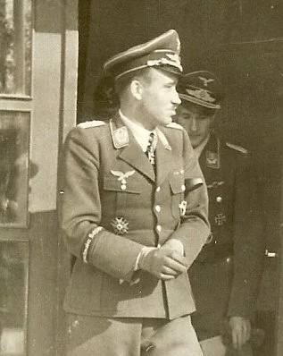 scan0010a.jpg