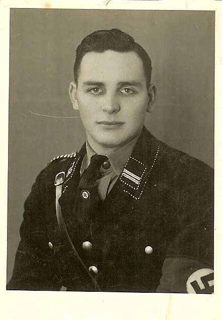 scan0010a.jpg