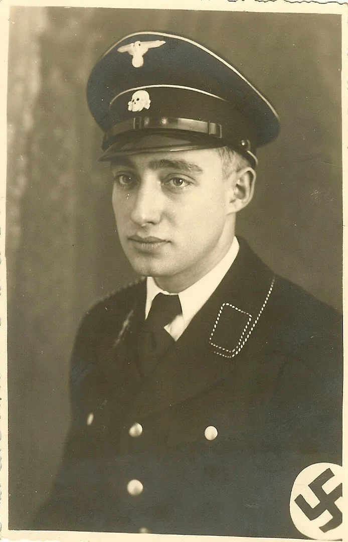 scan0008a.jpg