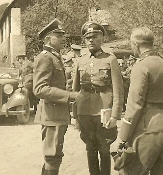 1900 (2).jpg