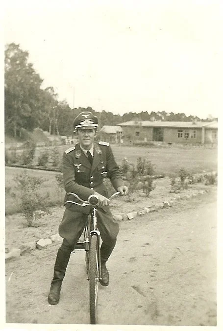 scan0003d.jpg