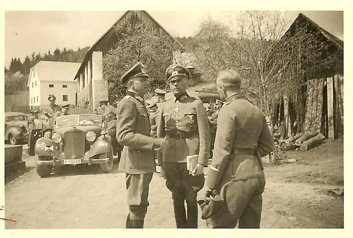 1900 (3).jpg