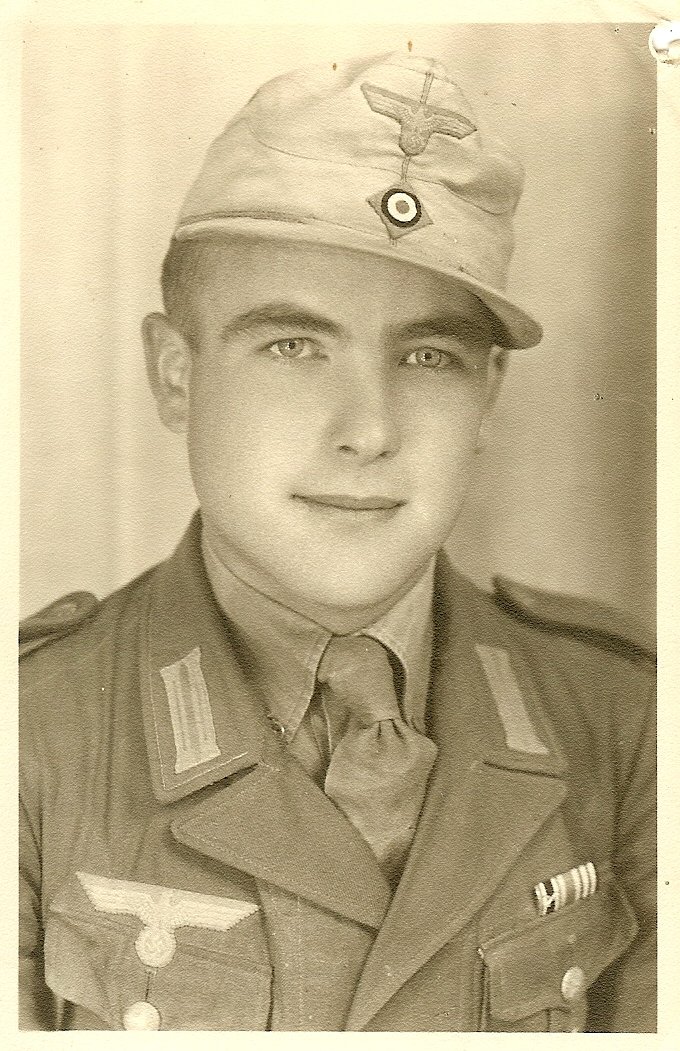 scan0014a.jpg