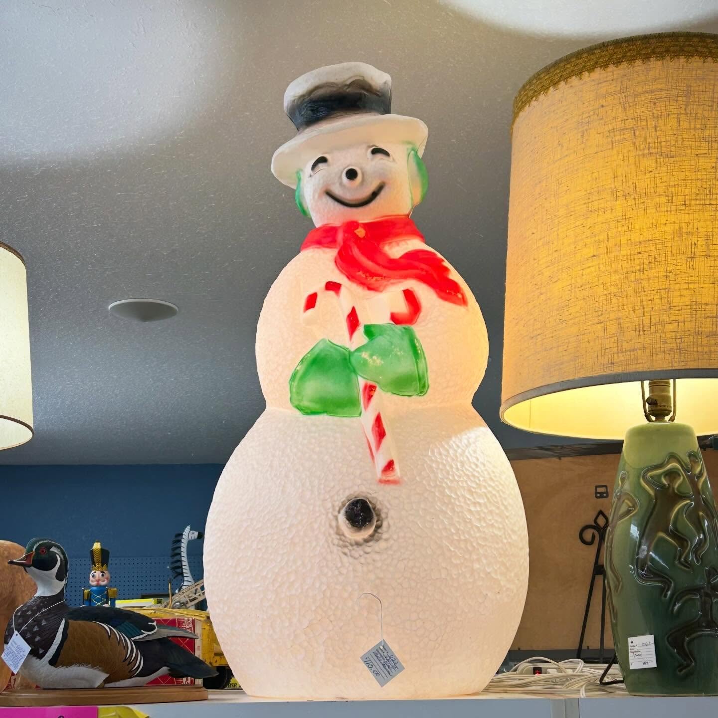 We&rsquo;ve got a few great vintage blow molds left for you! Cheery holiday beacons in the snow, these guys are real people-pleasers! Come take a look from 10-5 today! 🎅❄️⛄️