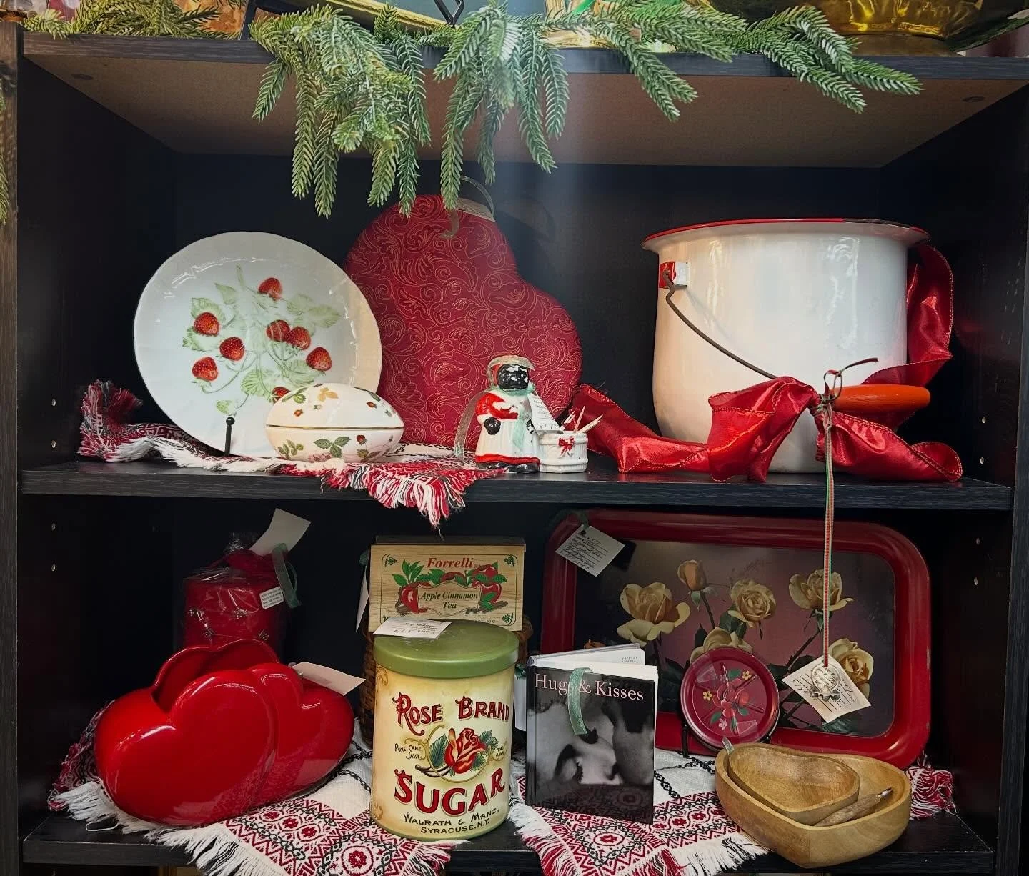 We have new inventory arriving daily! 🙌 Come see us from 10-5 today! ❤️