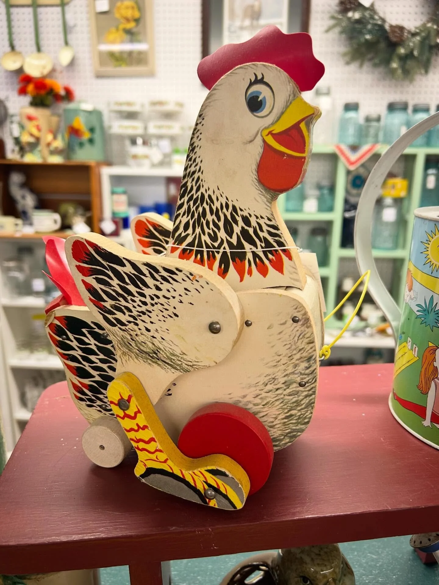 Happy Friday, friends! We&rsquo;re here for you today and all weekend long from 10-5! 🐓🩷☀️