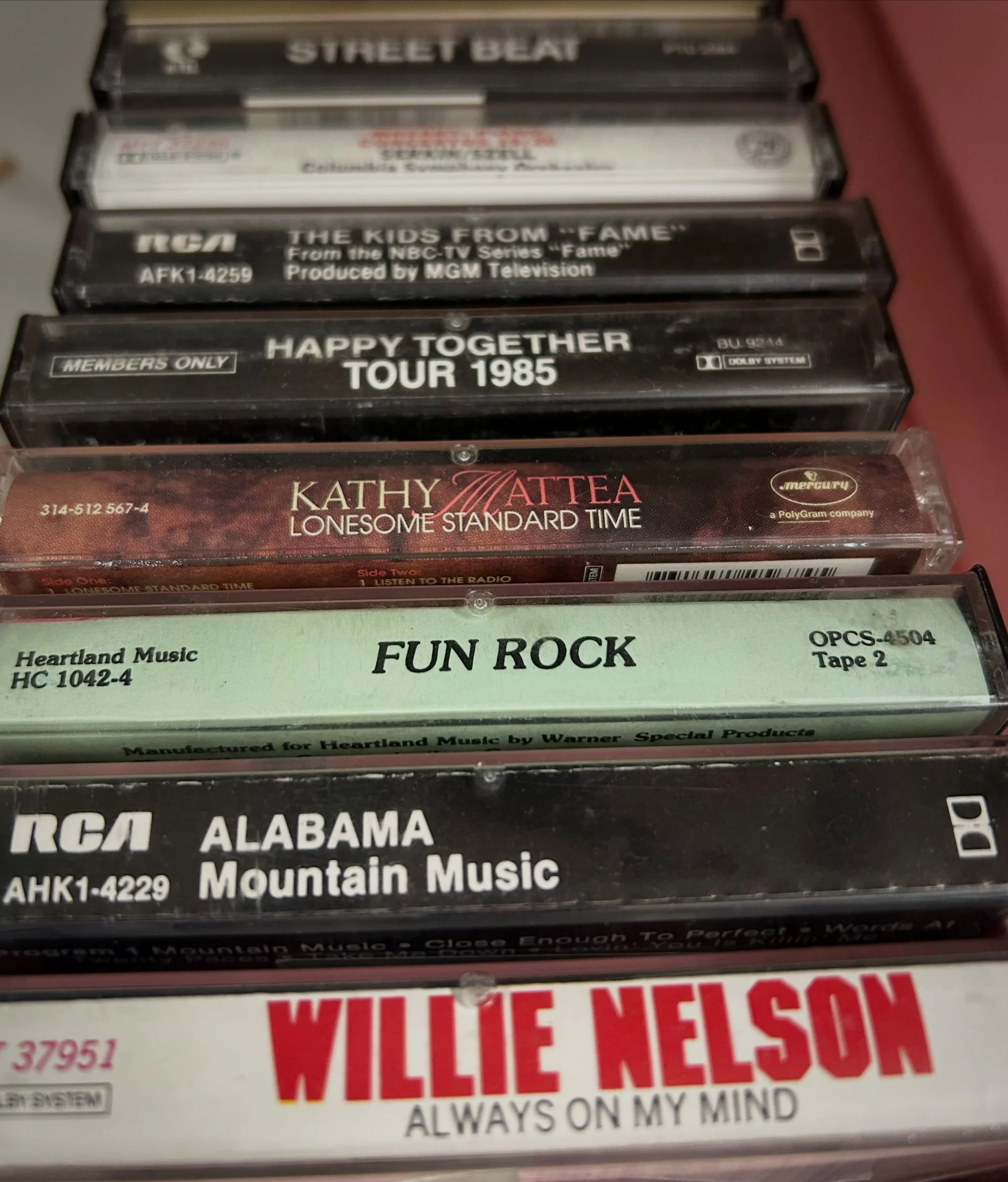 Looking for some new-to-you cassette tapes to add to your mix? We&rsquo;re here for you from 10-5 today! 😃😃😃