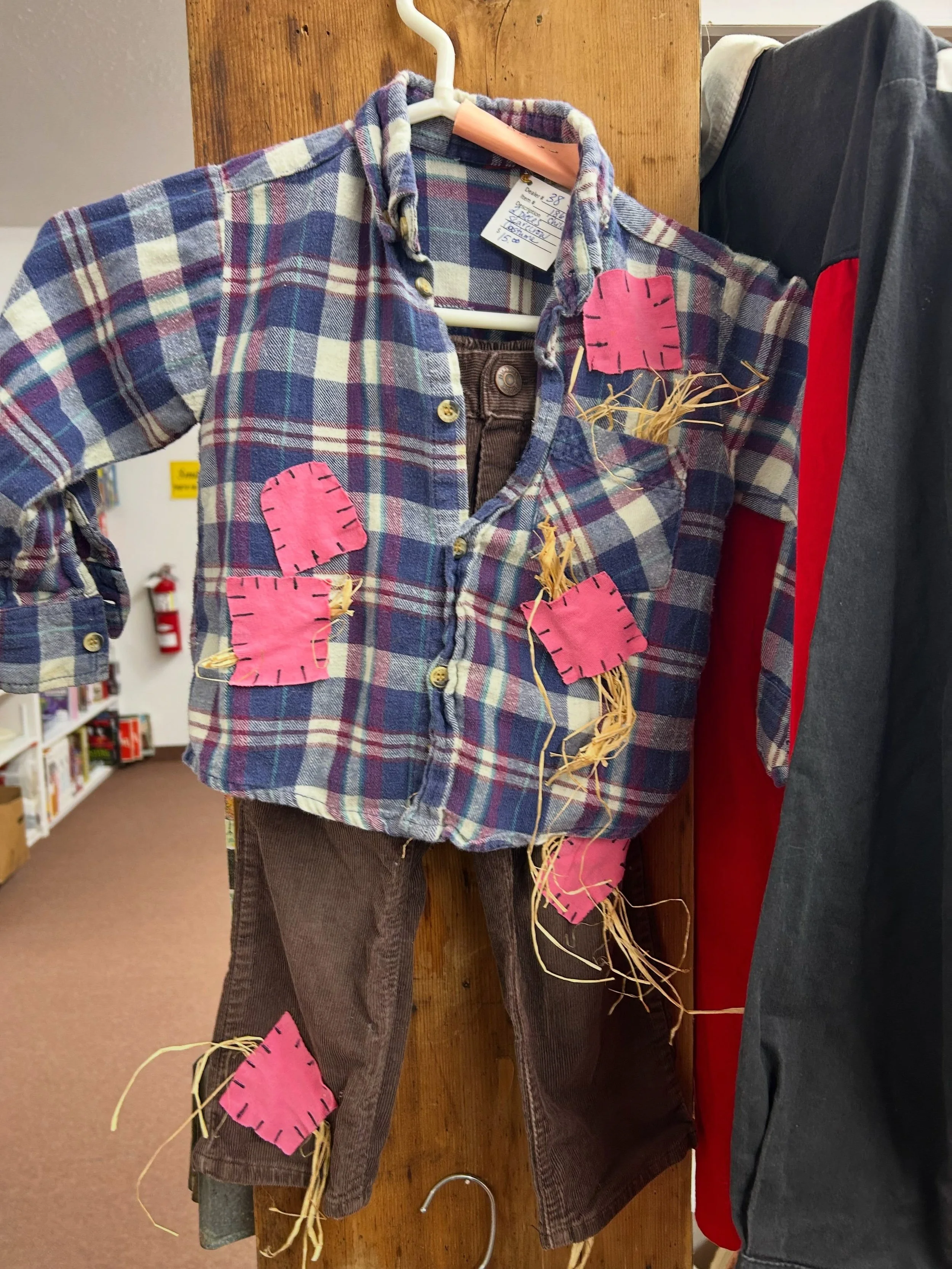 Looking for Halloween costumes for your little scarecrows? 🎃🎃🎃 We&rsquo;re here for you from 10-5 today!