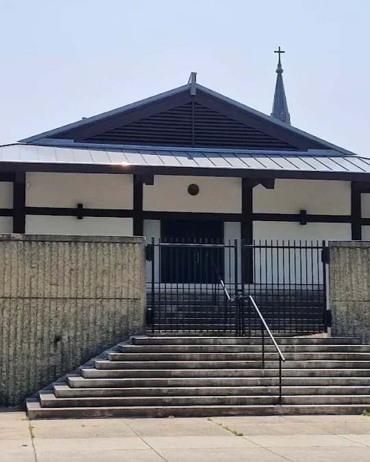 An exterior photo of Midwest Buddhist Temple