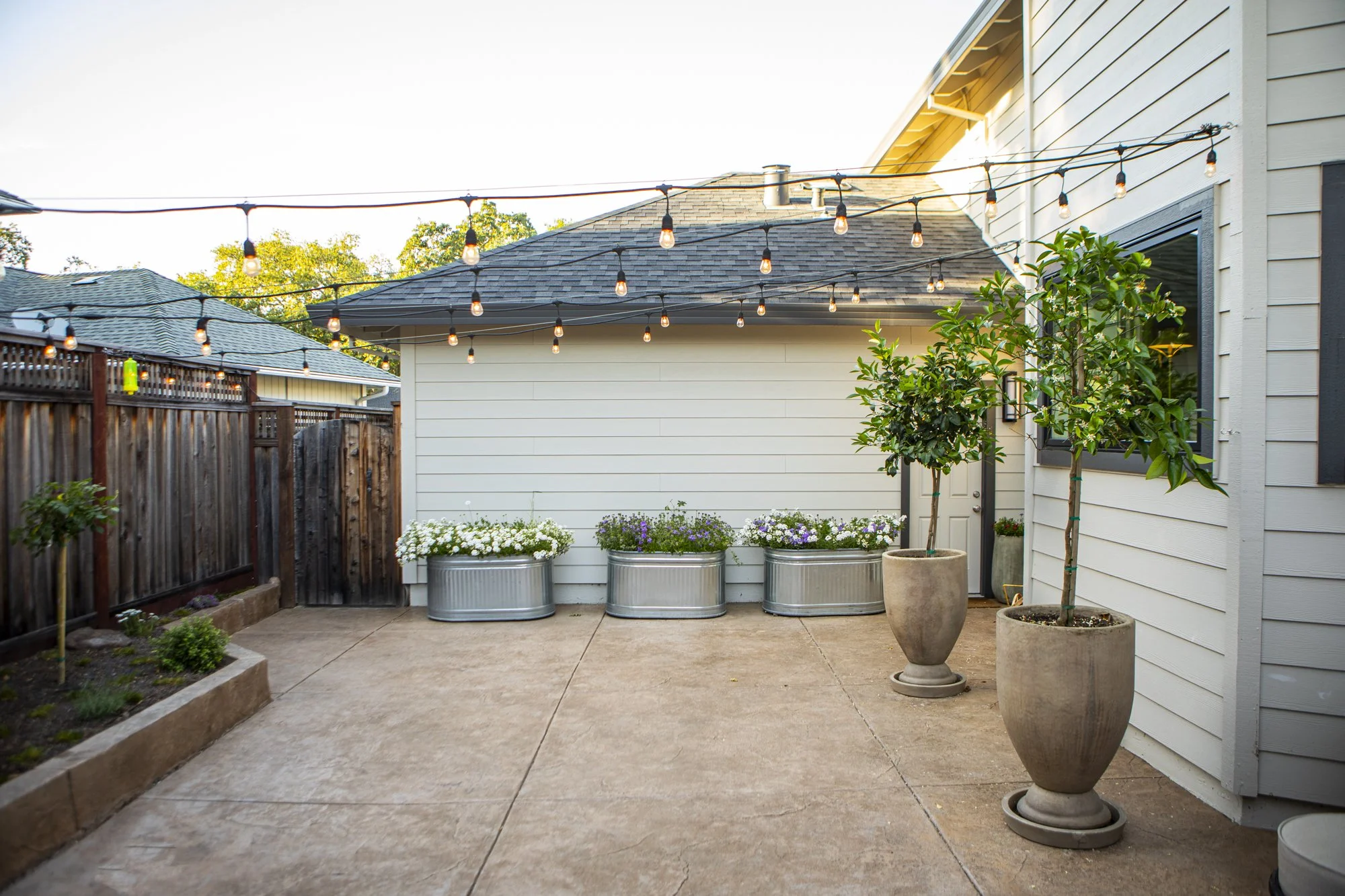 PINE_MHG_Italian Poolside Retreat_Low Res_0015.jpg